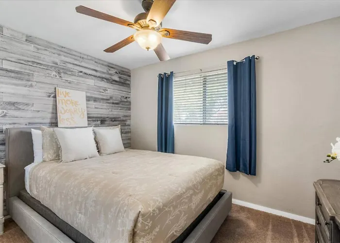 Mesquite Landing * Gilbert